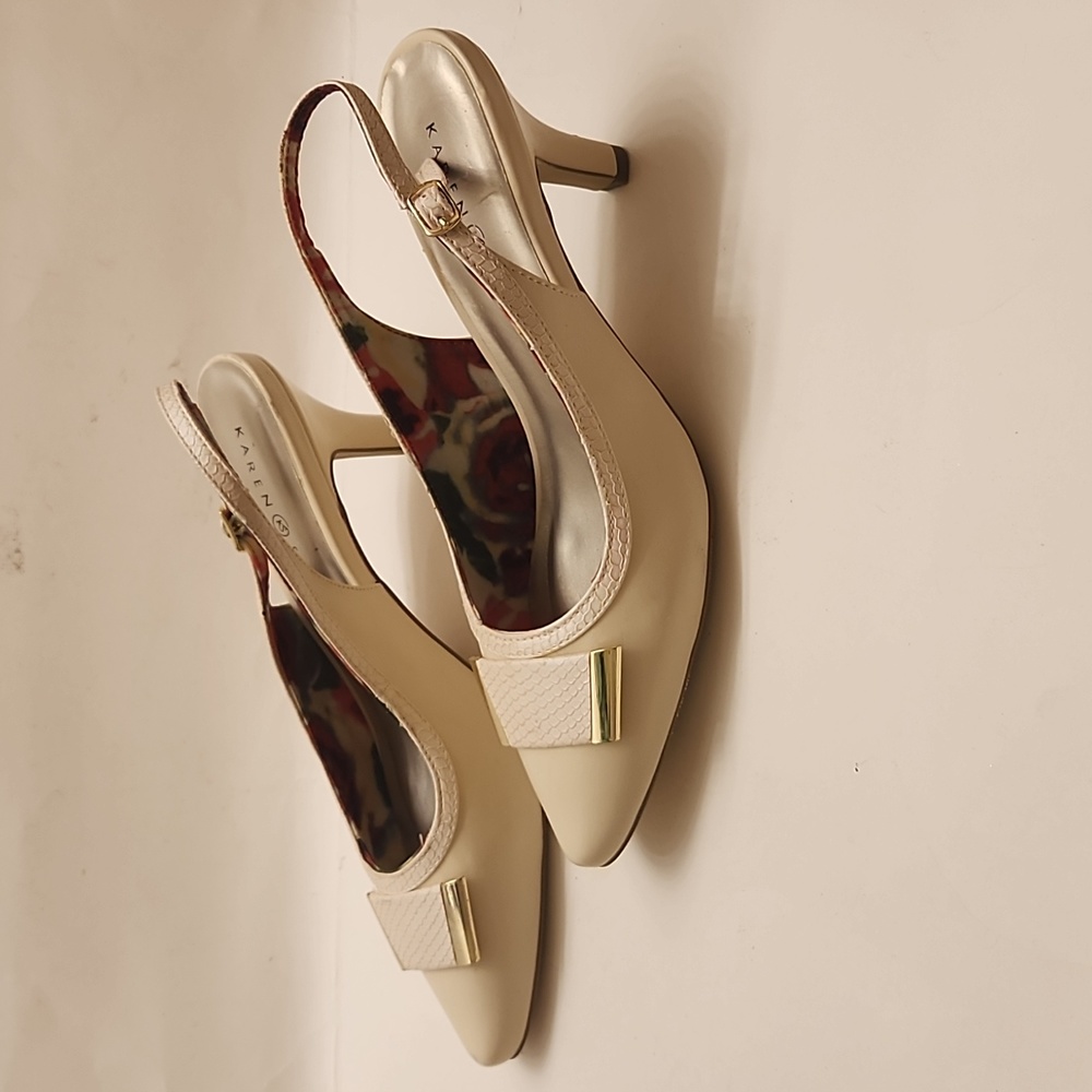 Karen Scott Pumps Size 8 1/2 M